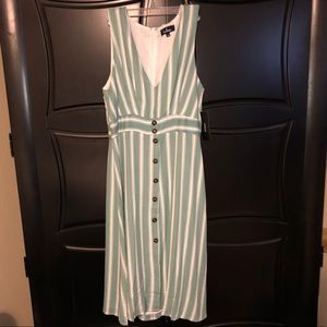 Lulu's Sage Green Button Midi Dress Large